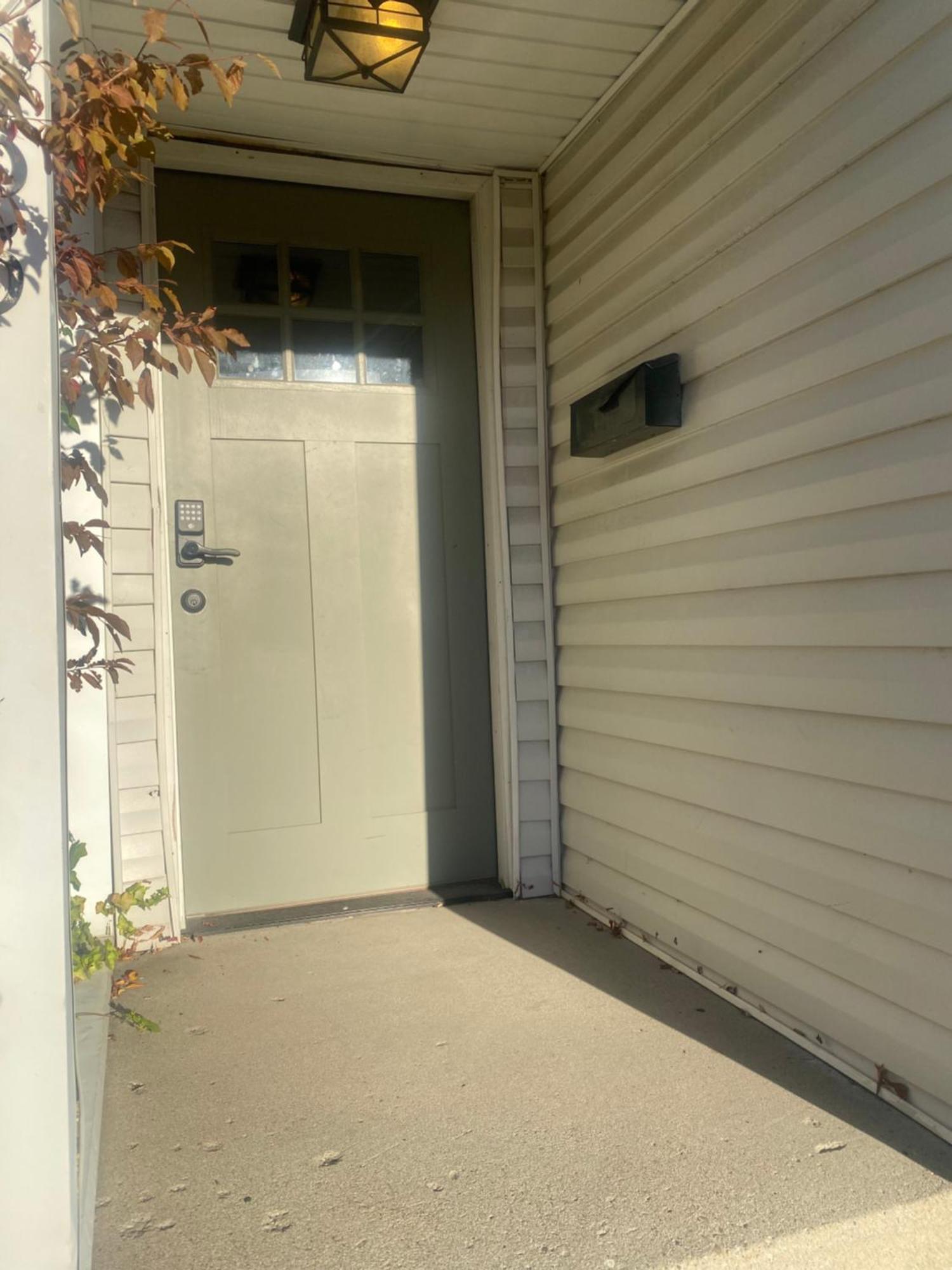 Cute Entire Small House With Large Yard! Pets Welcome! غرب مدينة فالي المظهر الخارجي الصورة