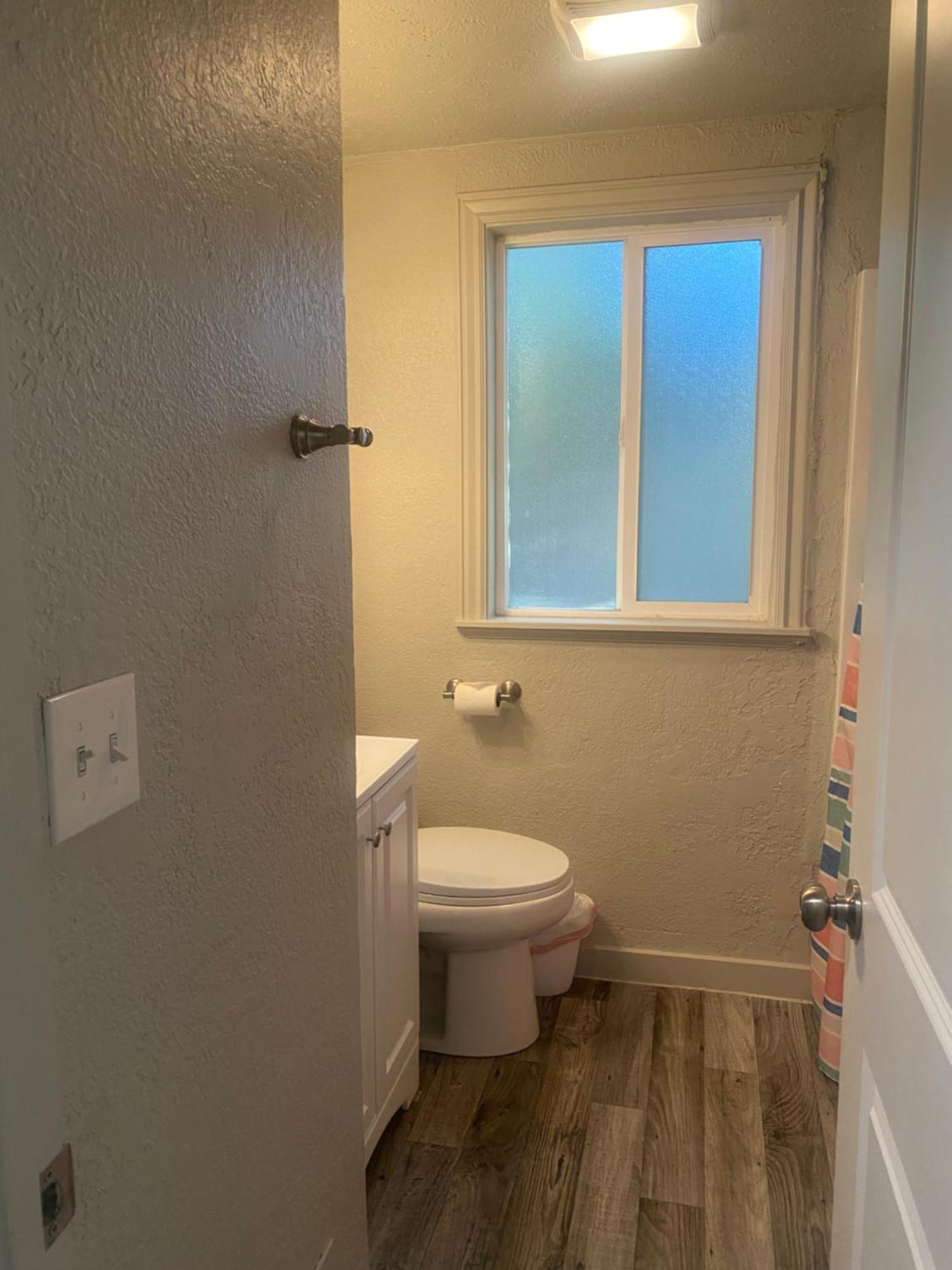 Cute Entire Small House With Large Yard! Pets Welcome! غرب مدينة فالي المظهر الخارجي الصورة